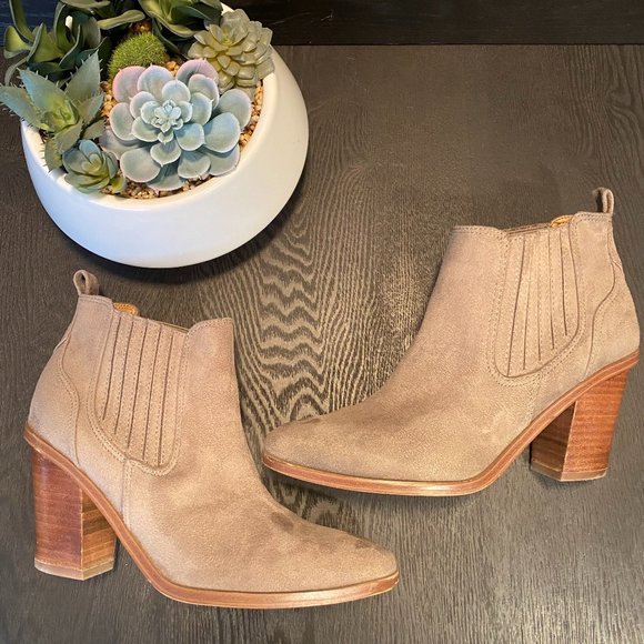 Nine West Booties size 8 - Picture 2 of 5